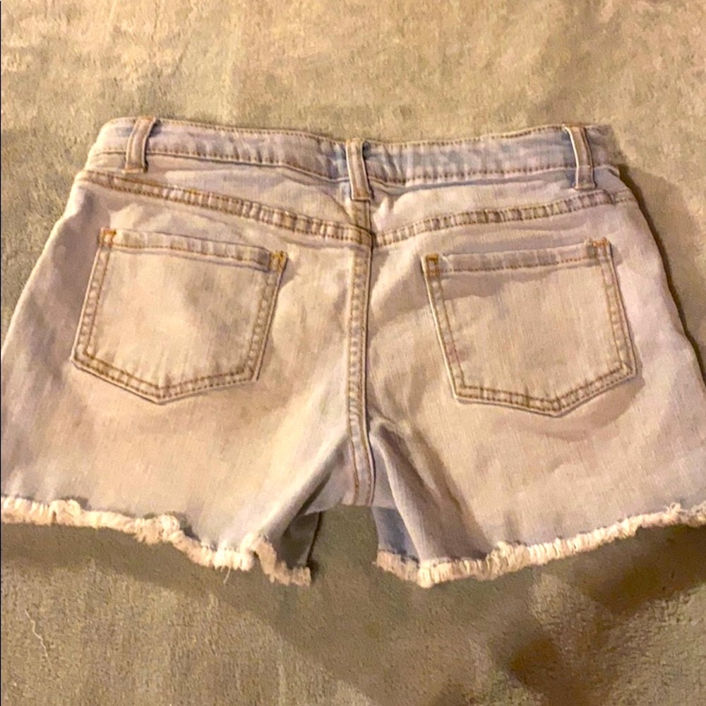Cat & Jack Demin short whit patches Size10/12 - Picture 2 of 8